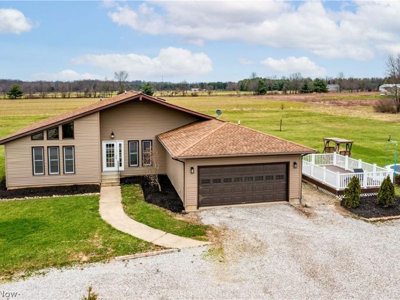 36220 Neff Road, Grafton, OH 44044 Photo 2