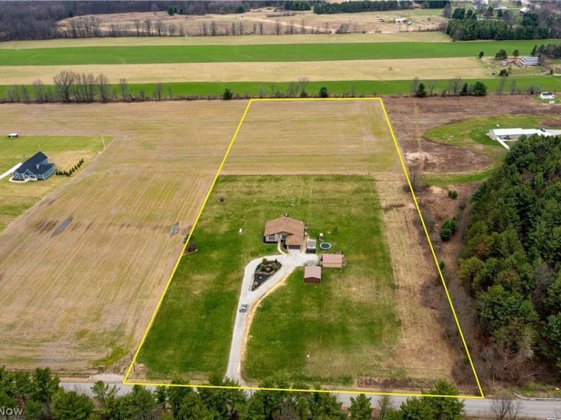 36220 Neff Road, Grafton, OH 44044 Photo 4