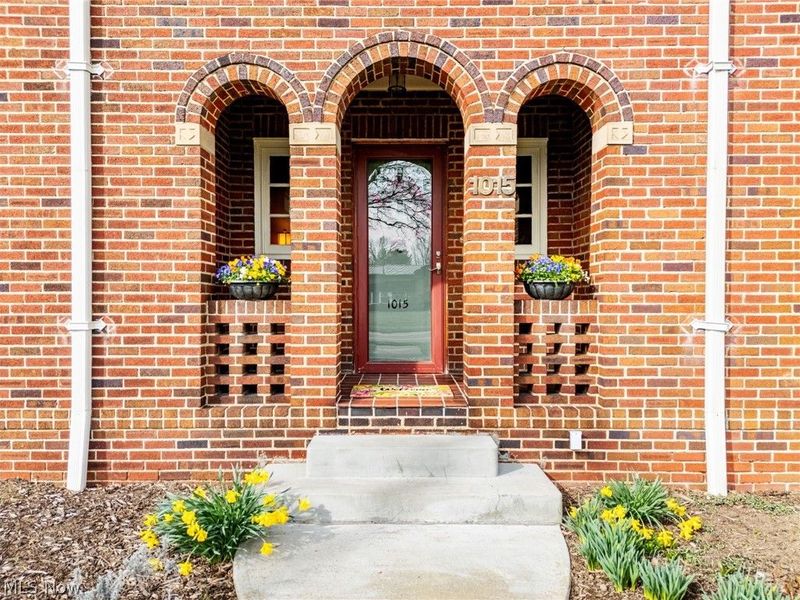 1015 Portage Street NW, North Canton, OH 44720 Photo 3