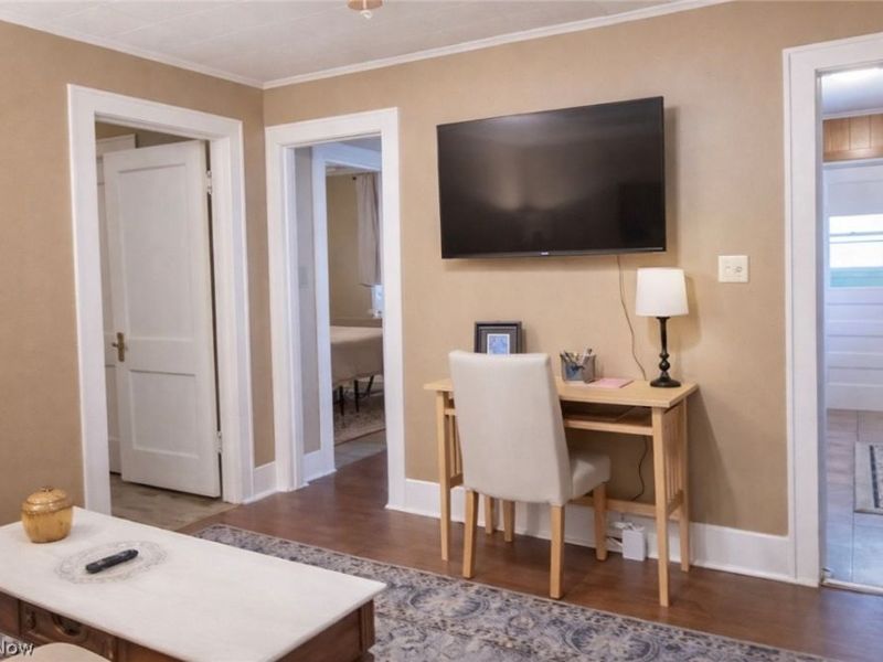 296 Cole Avenue, Akron, OH 44301 Photo 5