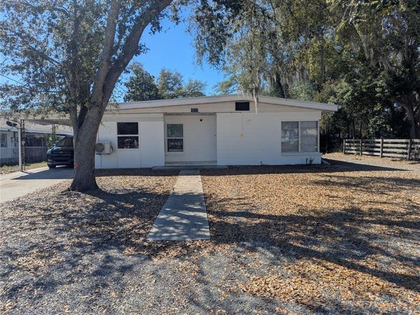 1513 AKRON DRIVE , LEESBURG, FL 34748