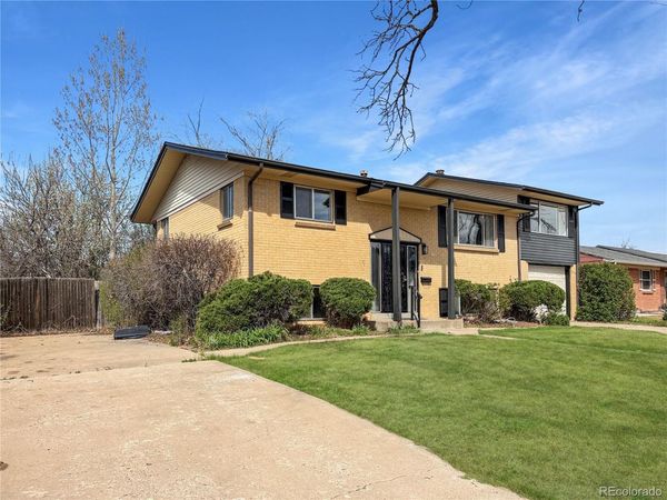 483 S Moline Street, Aurora, CO 80012