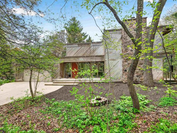 209 Saratoga Circle, Madison, WI 53705