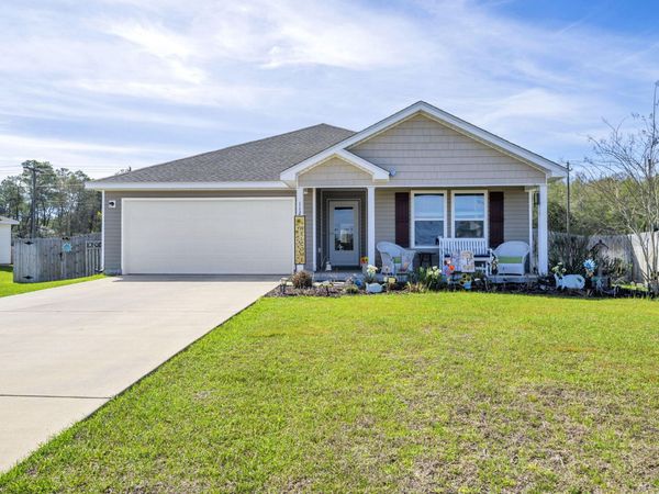 112 Mikaela Avenue, DeFuniak Springs, FL 32433