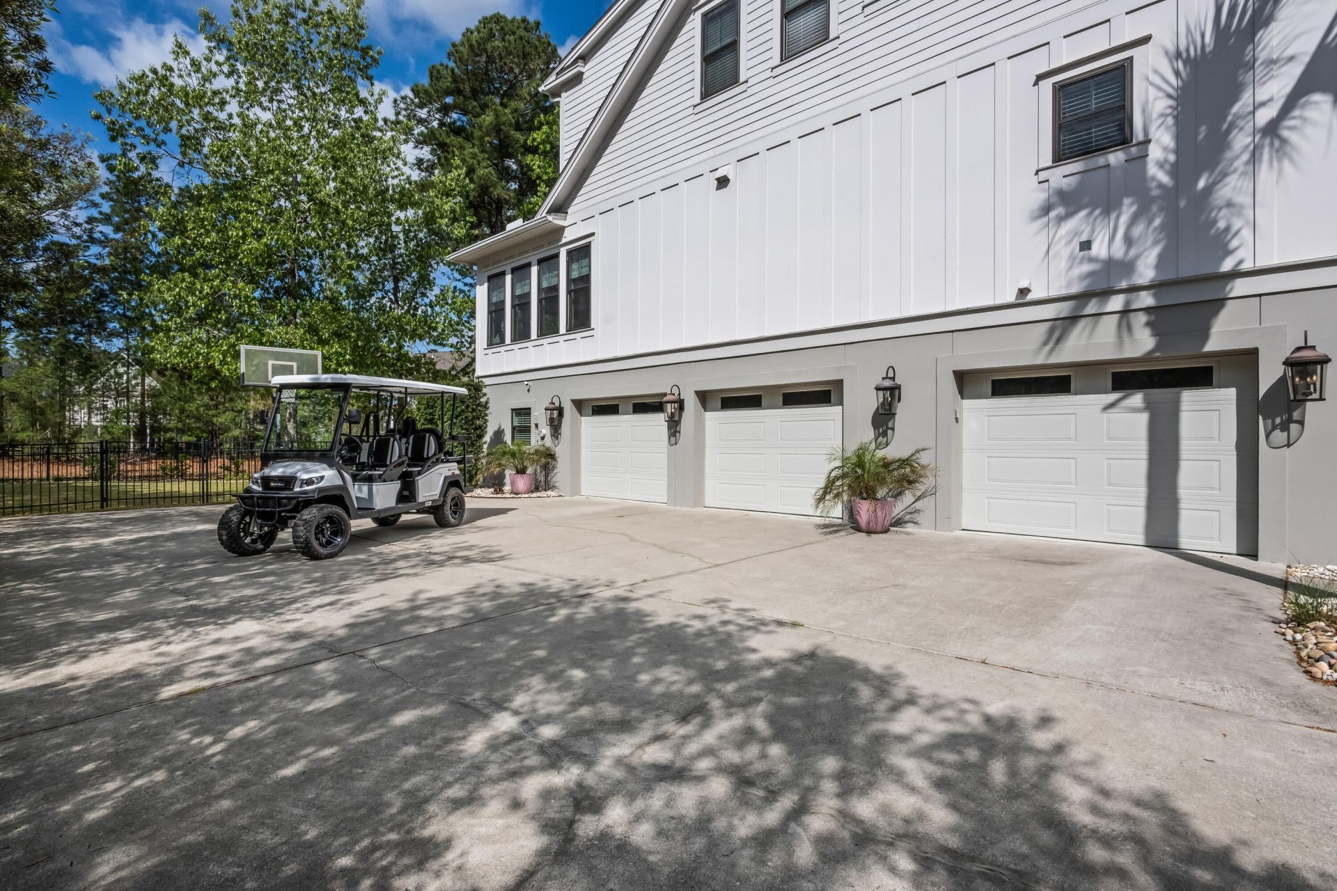 2120 Malcolm Road Photo 6