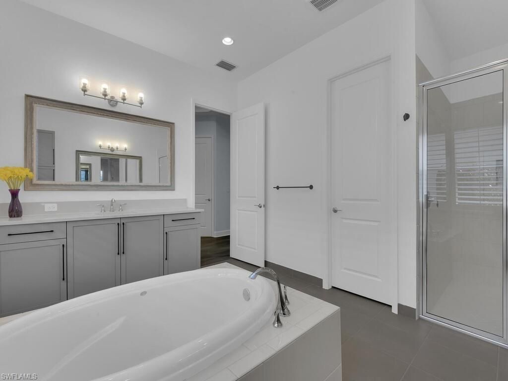 28606 Sicily Loop, Bonita Springs, FL 34135 Photo