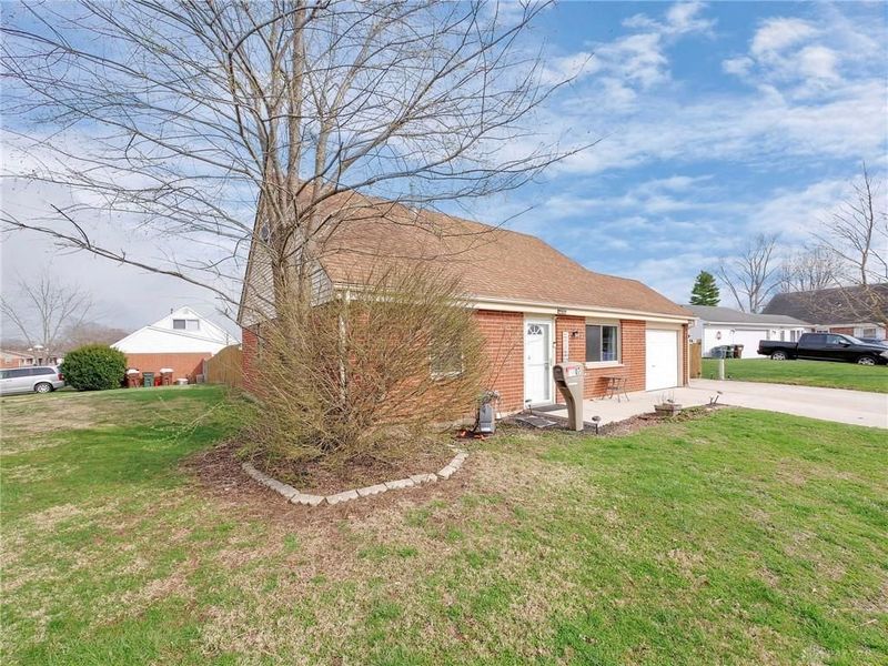 1407 Navajo Drive, Xenia, OH 45385 Photo 2