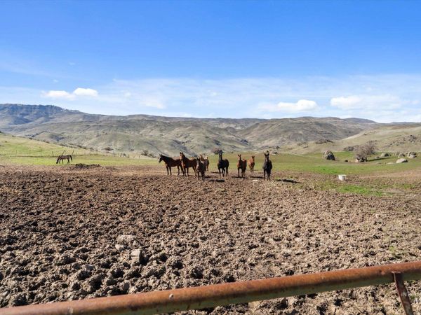 11555 Liberty Rd, Sweet, ID 83670