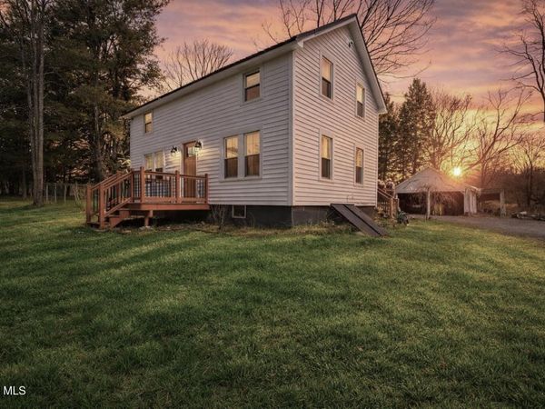 88 Dyken Pond Road, Petersburgh, NY 12138