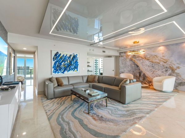 3101 S Ocean Drive, Unit 901, Hollywood, FL 33019