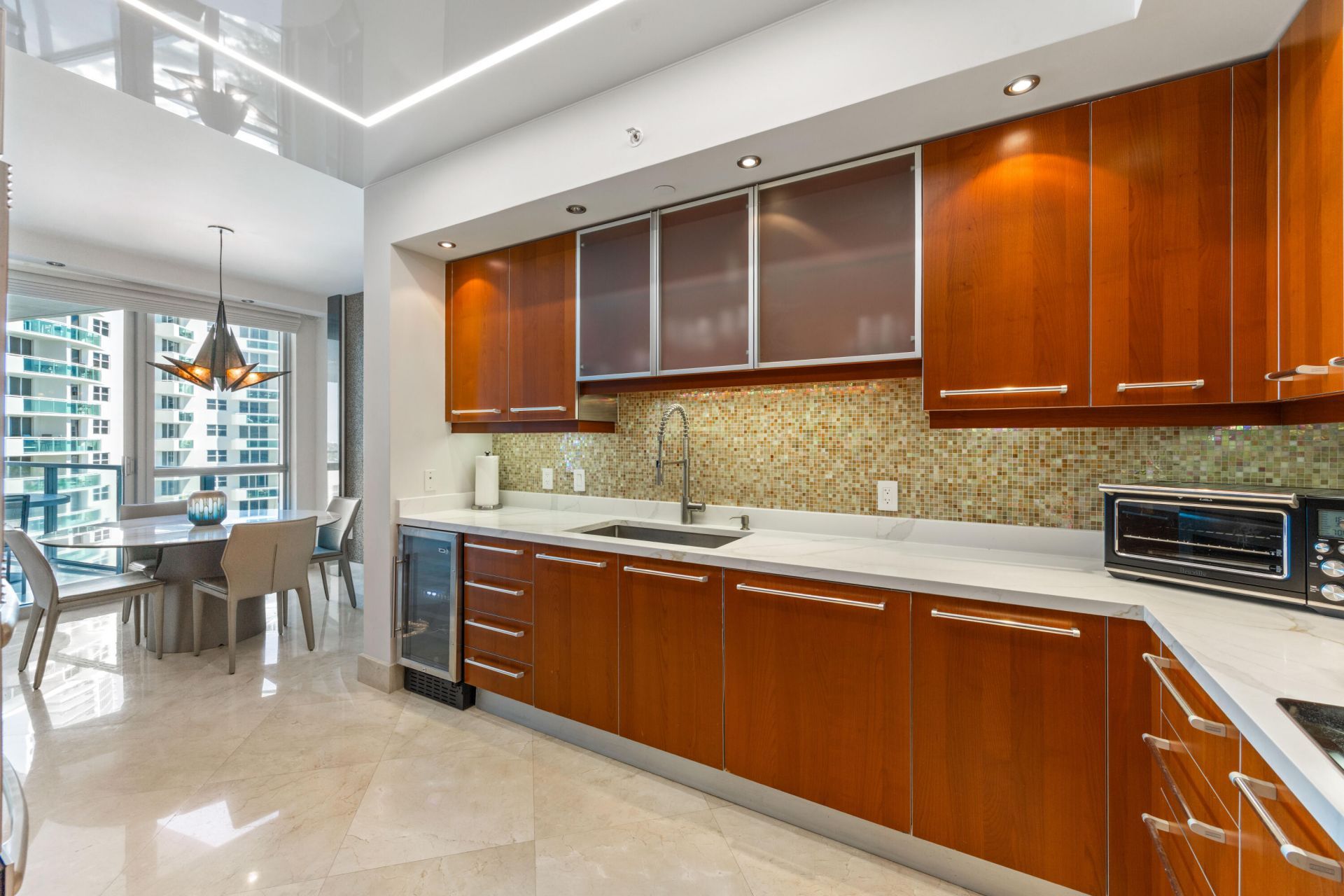 3101 S Ocean Drive, Unit 901, Hollywood, FL 33019 Photo