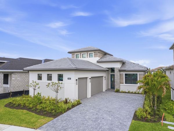 13921 Vivant Drive, Palm Beach Gardens, FL 33412