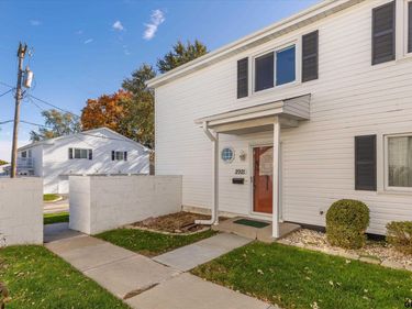 2921 S 122 Street , Omaha, NE 68144