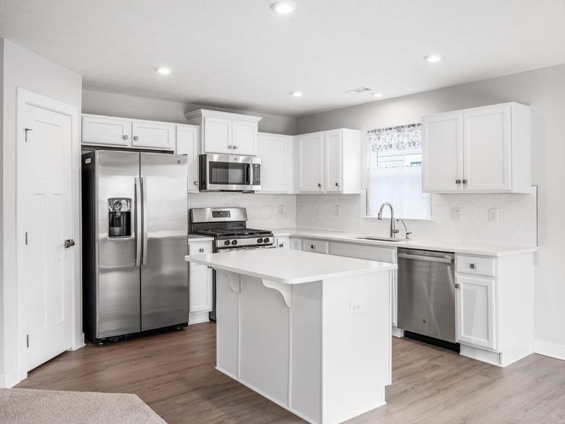 2393 McClouds Square , Marysville, OH 43040 Photo 17