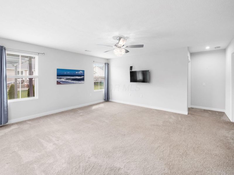 2393 McClouds Square , Marysville, OH 43040 Photo 9