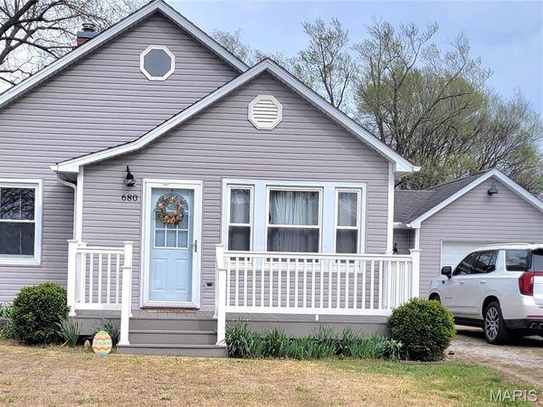 680 N Main Street, New Minden, IL 62263