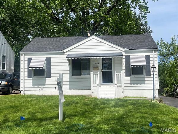 10821 Saint Xavier Lane, St Ann, MO 63074