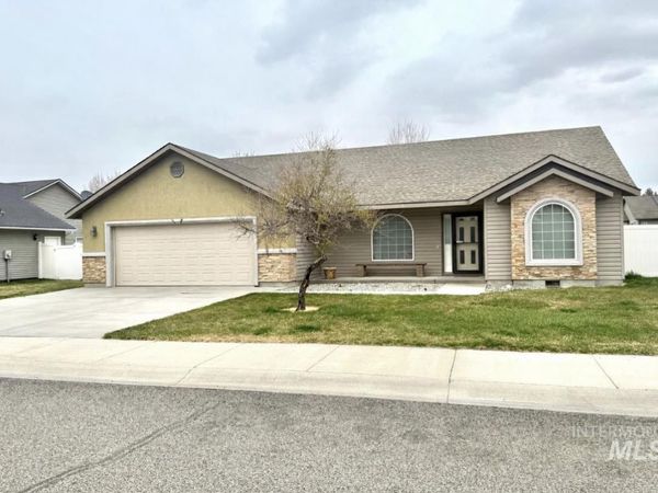 1506 N Adams, Jerome, ID 83338