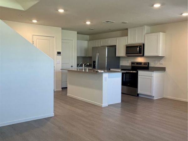 1578 Dom River Drive, North Las Vegas, NV 89084