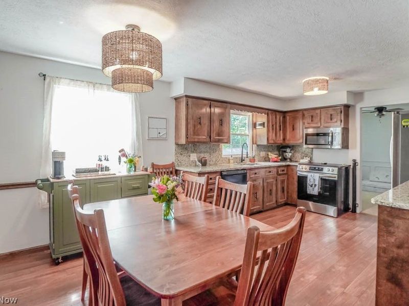 280 Kennedy Street, Louisville, OH 44641 Photo 14