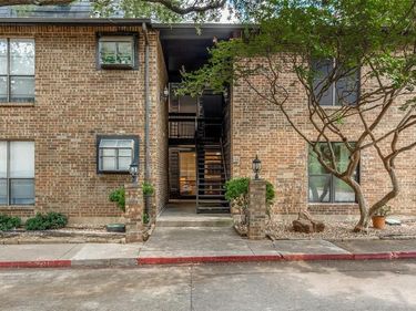 7525 Holly Hill Drive, Unit 1, Dallas, TX 75231