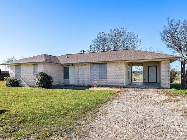 500 Hwy 22 , Meridian, TX 76665