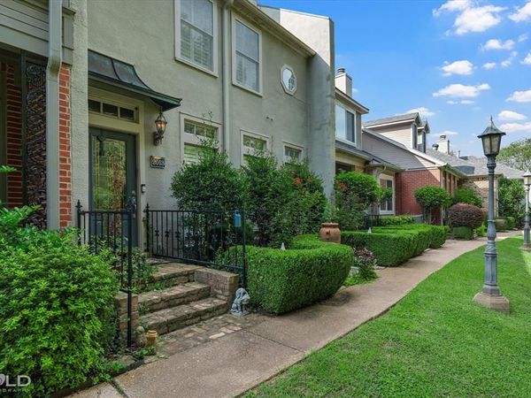 2013 E Kings Highway, Shreveport, LA 71105