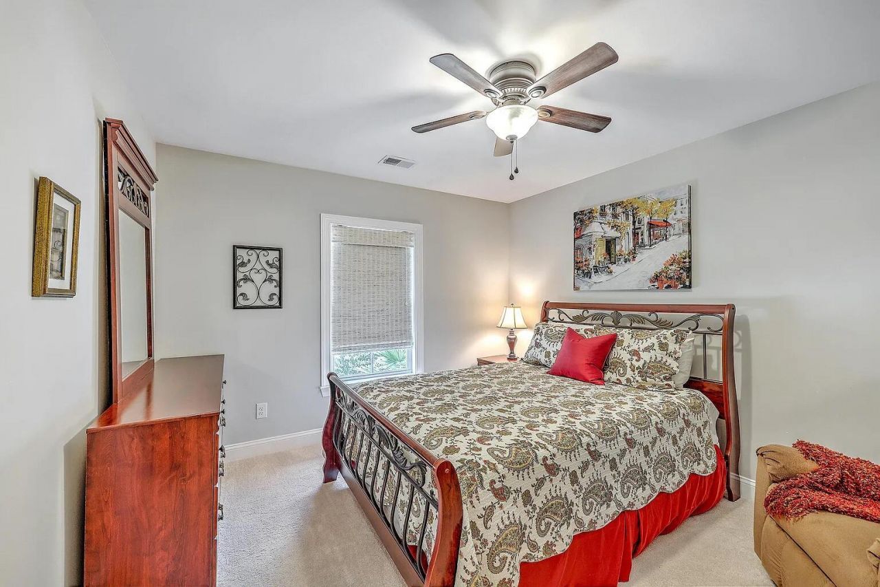 1044 Pigeon Point Photo 28