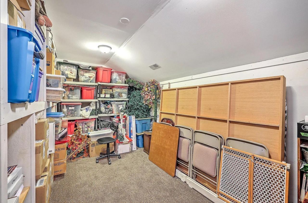 1044 Pigeon Point Photo 30