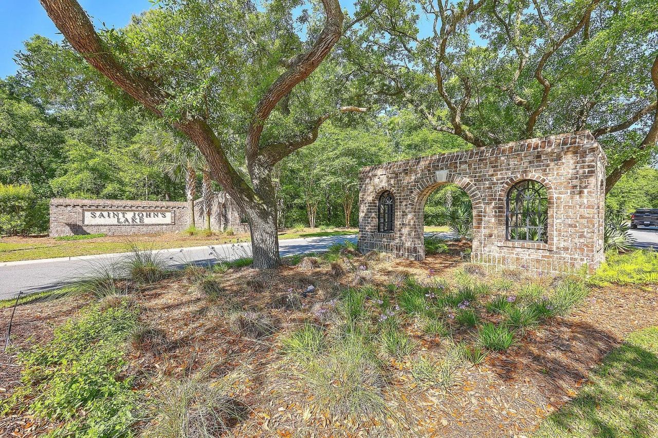 1044 Pigeon Point Photo 41