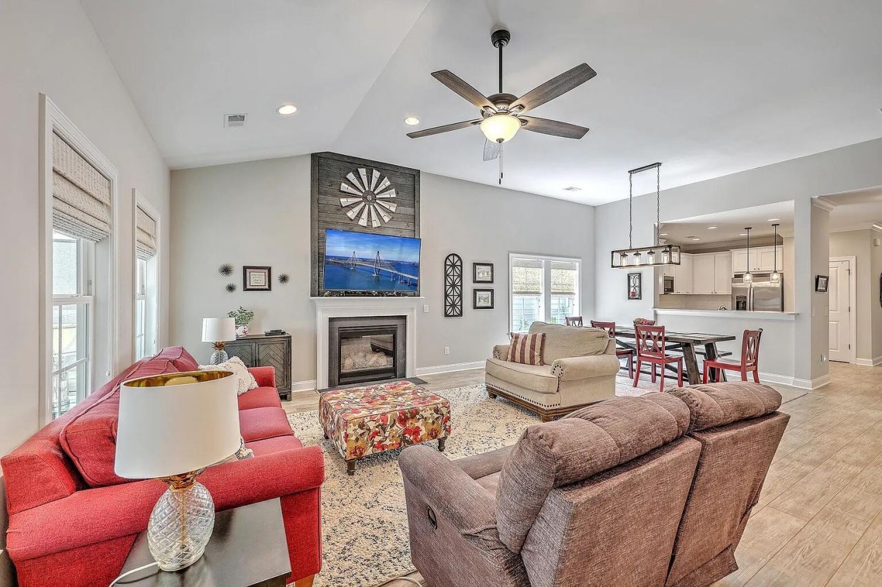 1044 Pigeon Point Photo 8