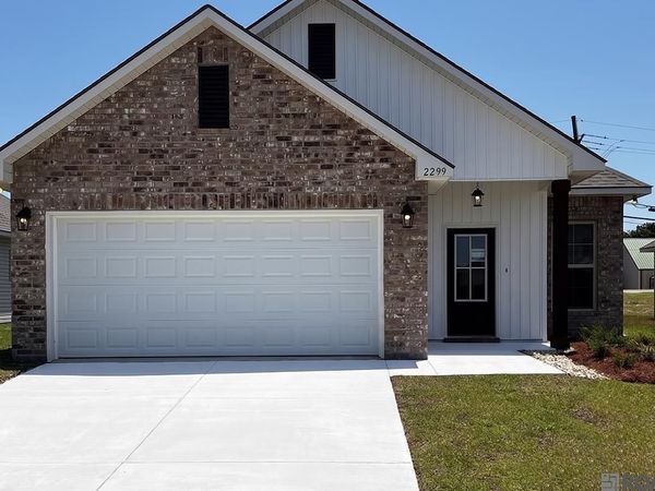 2299 Sherri's Way, Port Allen, LA 70767