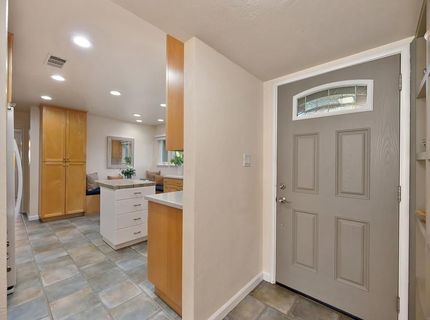 4033 Cayente Way, Sacramento, CA 95864 Photo