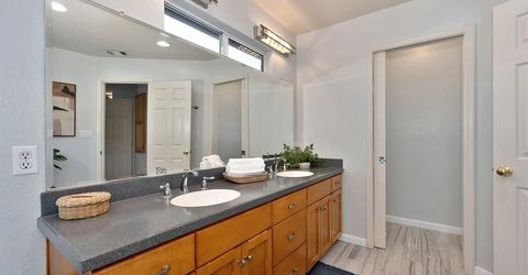 4033 Cayente Way, Sacramento, CA 95864 Photo