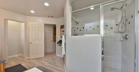 4033 Cayente Way, Sacramento, CA 95864 Photo