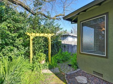 4033 Cayente Way, Sacramento, CA 95864 Photo