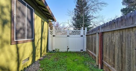 4033 Cayente Way, Sacramento, CA 95864 Photo