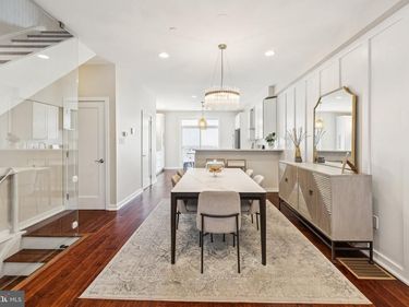 922 N MARSHALL STREET, PHILADELPHIA, PA 19123