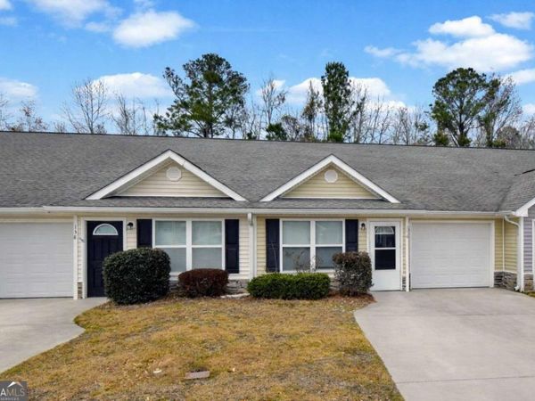 136 Joshua Circle, Brunswick, GA 31525