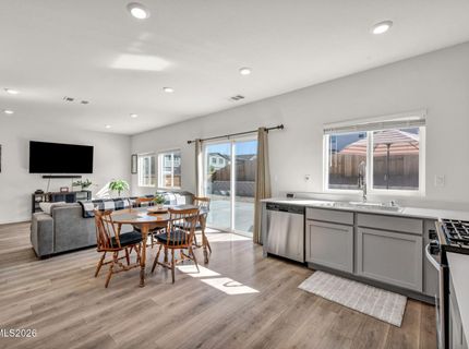 8830 Gazing Star Drive, Reno, NV 89506 Photo