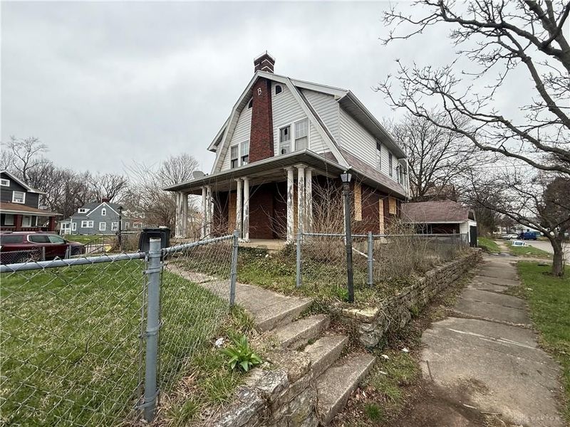 2 E Hudson Avenue, Dayton, OH 45405 Photo 1