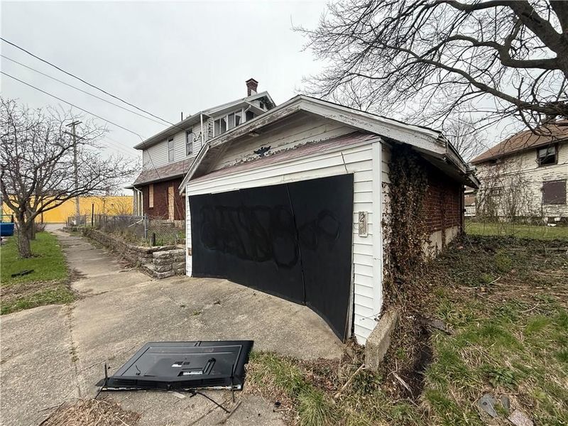 2 E Hudson Avenue, Dayton, OH 45405 Photo 2