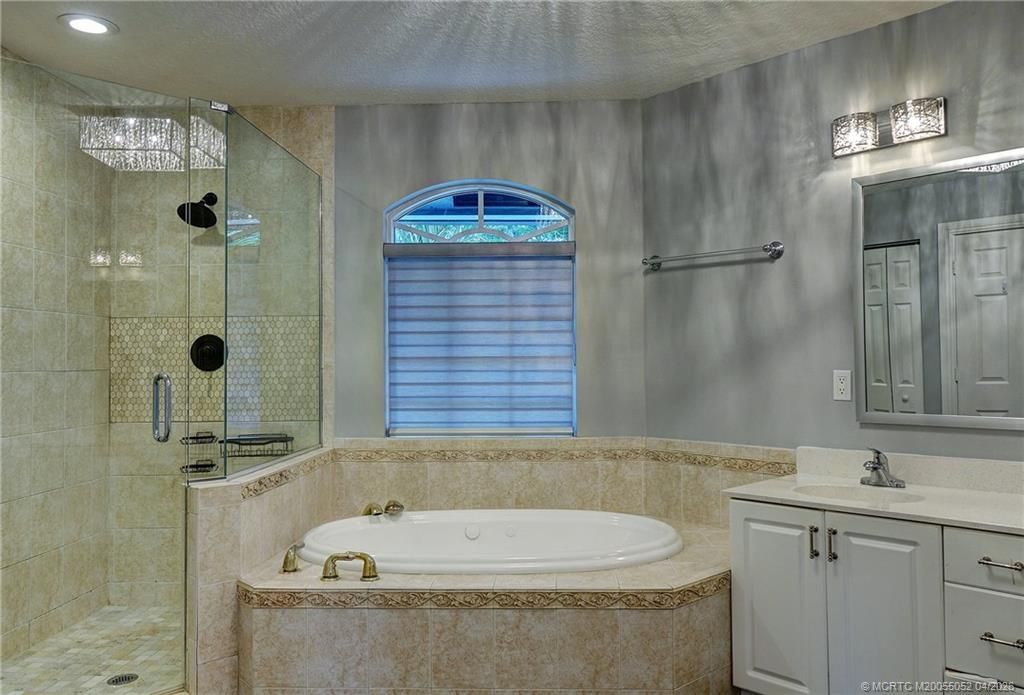 18421 Lake Bend Drive, Jupiter, FL 33458 Photo