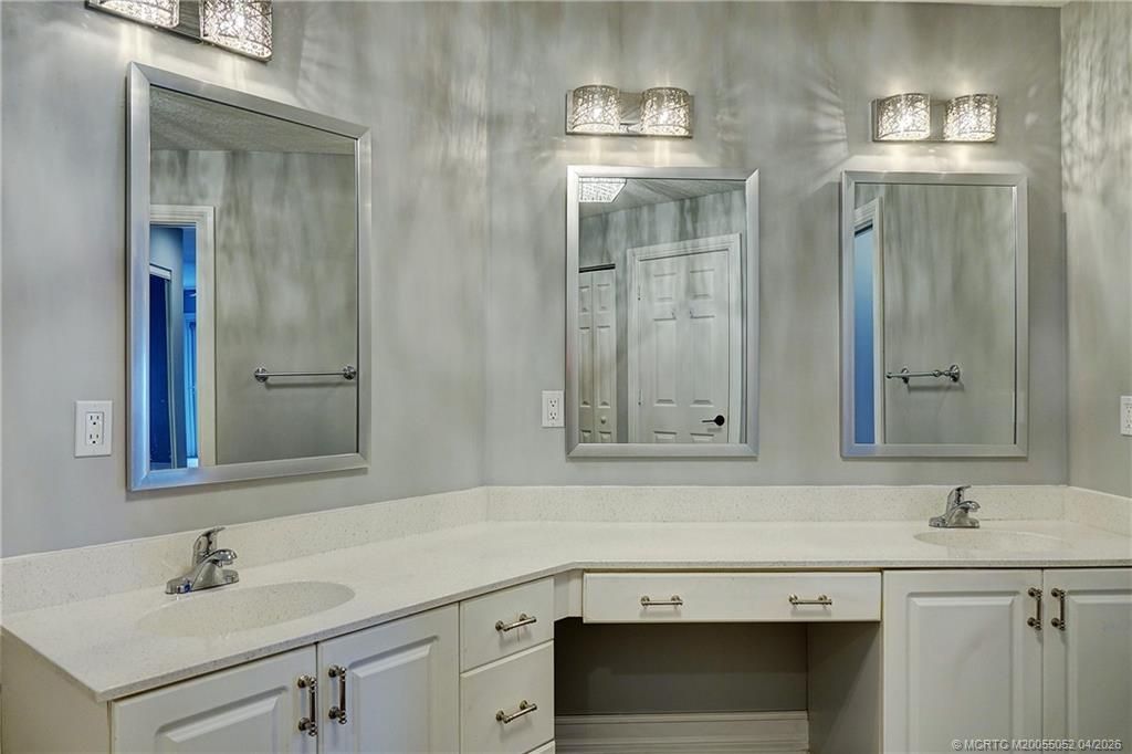 18421 Lake Bend Drive, Jupiter, FL 33458 Photo