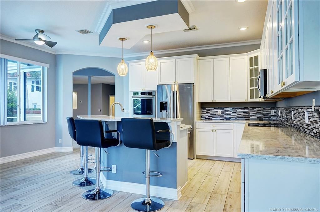 18421 Lake Bend Drive, Jupiter, FL 33458 Photo