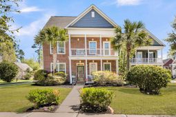 1634 Bluewater Way photo 4