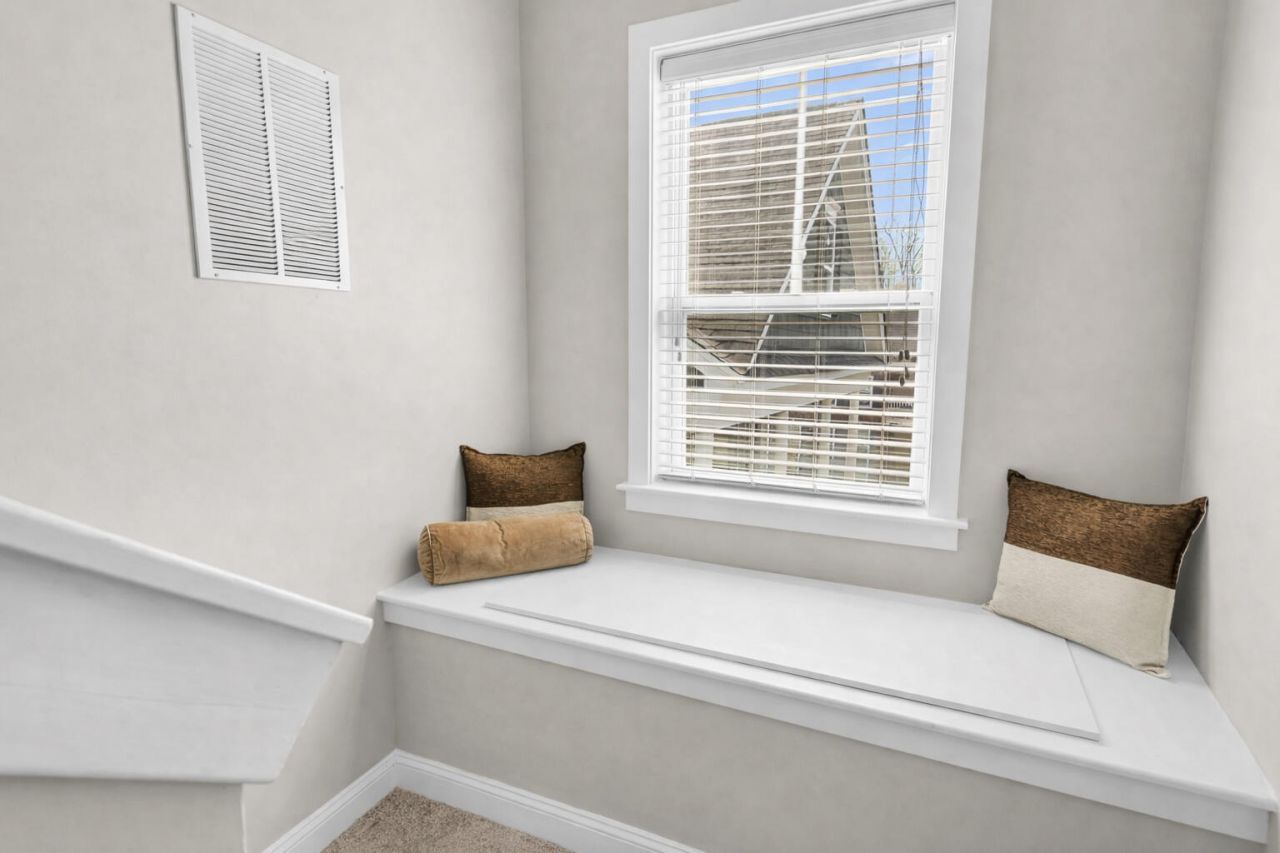 1634 Bluewater Way Photo 45