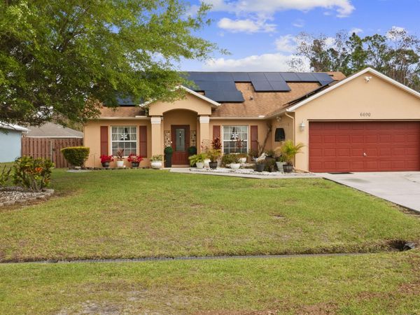 6690 NW Pinson Court, Port St. Lucie, FL 34983