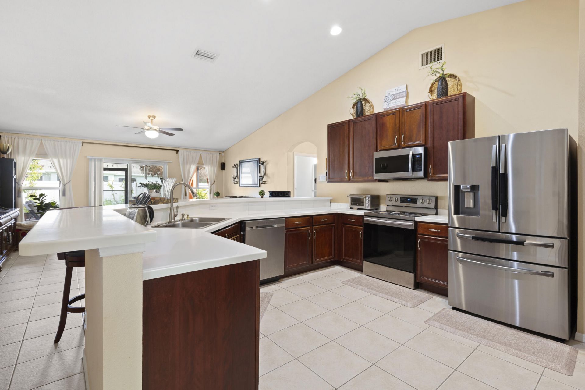 6690 NW Pinson Court, Port Saint Lucie, FL 34983 Photo