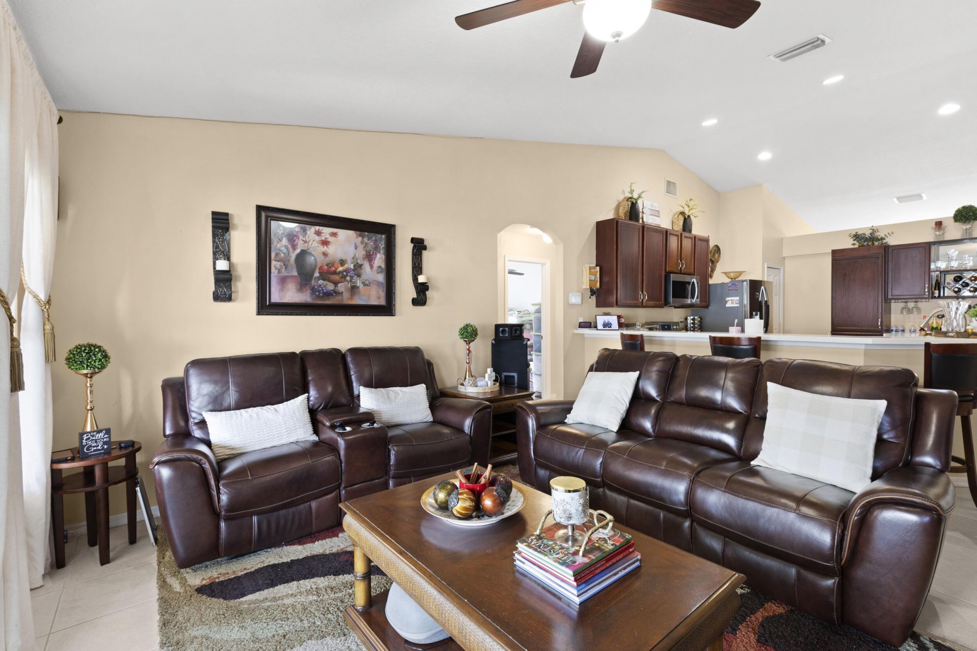 6690 NW Pinson Court, Port Saint Lucie, FL 34983 Photo